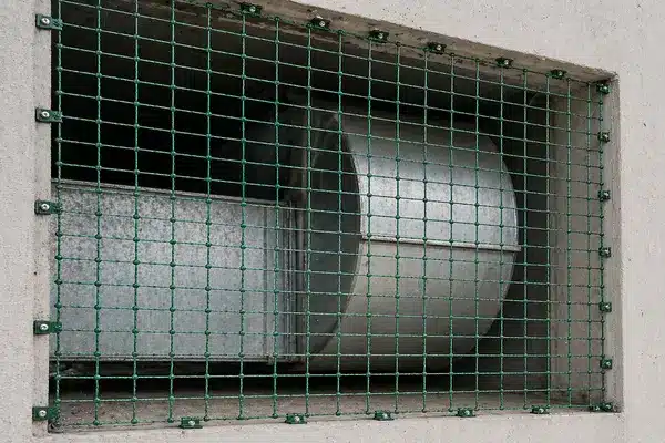 Building Covering Nets Installation